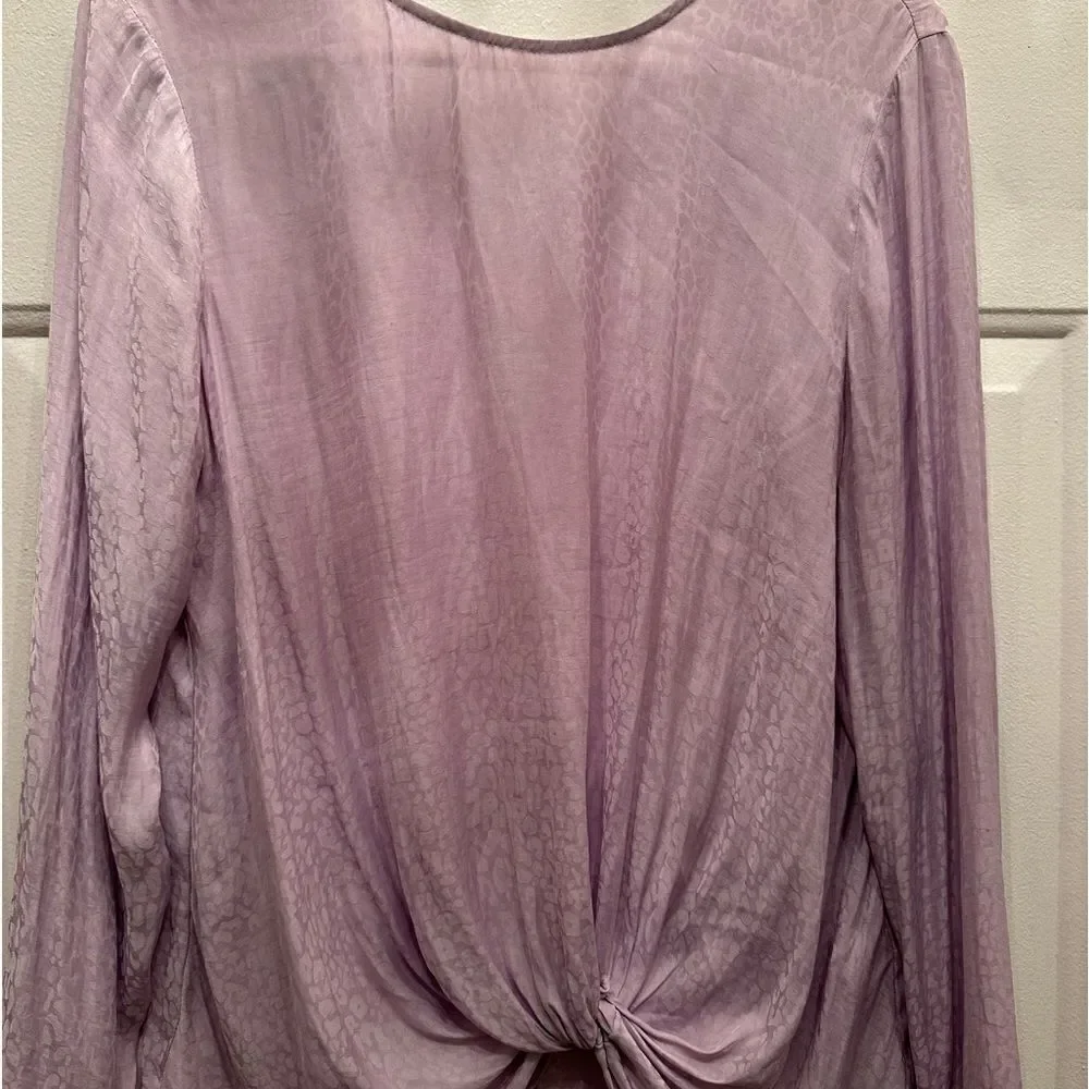2/$15 Nine West lilac dressy longsleeve blouse